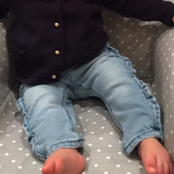 ⭐️HP⭐️ZARA jeans - Picture 6 of 6